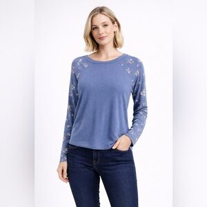 Boho Floral Top! Super soft, denim blue